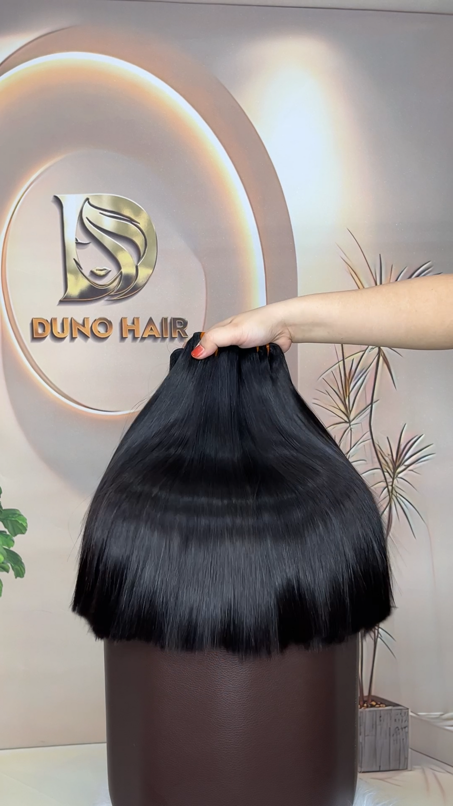 12-Inch Sleek Black Straight Humain Hair| Hair Extensions