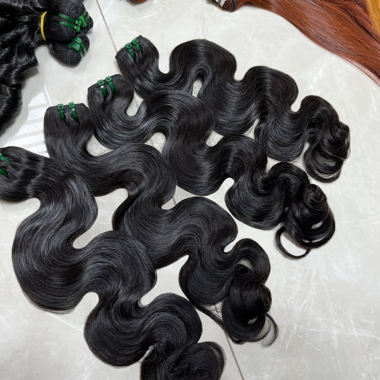 Black Wavy Weft Humain Hair Extension