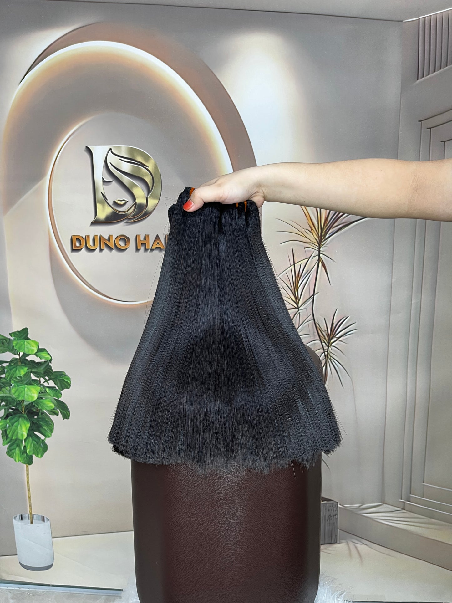 12-Inch Sleek Black Straight Humain Hair| Hair Extensions